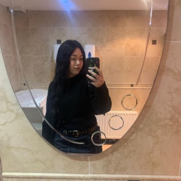 Meet your Posher, Alex - Picture 1 of 1